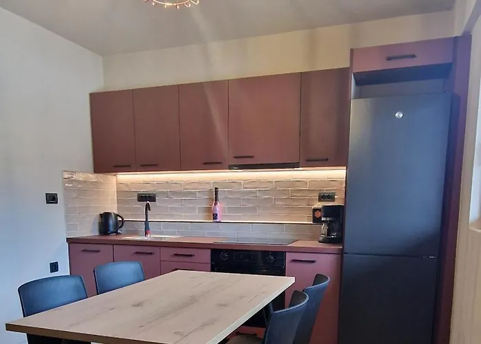 Primavera Apartment *